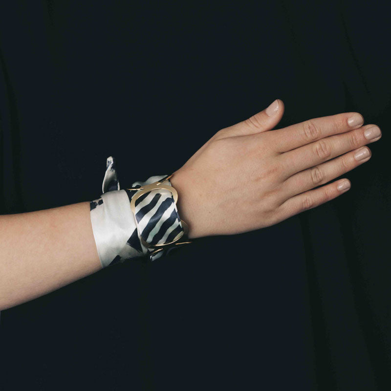 ORBIT CUFF – MONO MIX