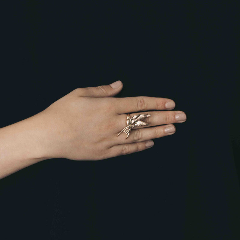 SWALLOW RING